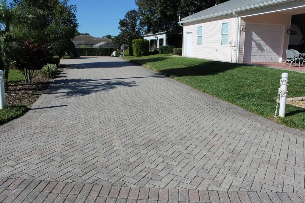 352 Travelers Drive Polk City FL 33868