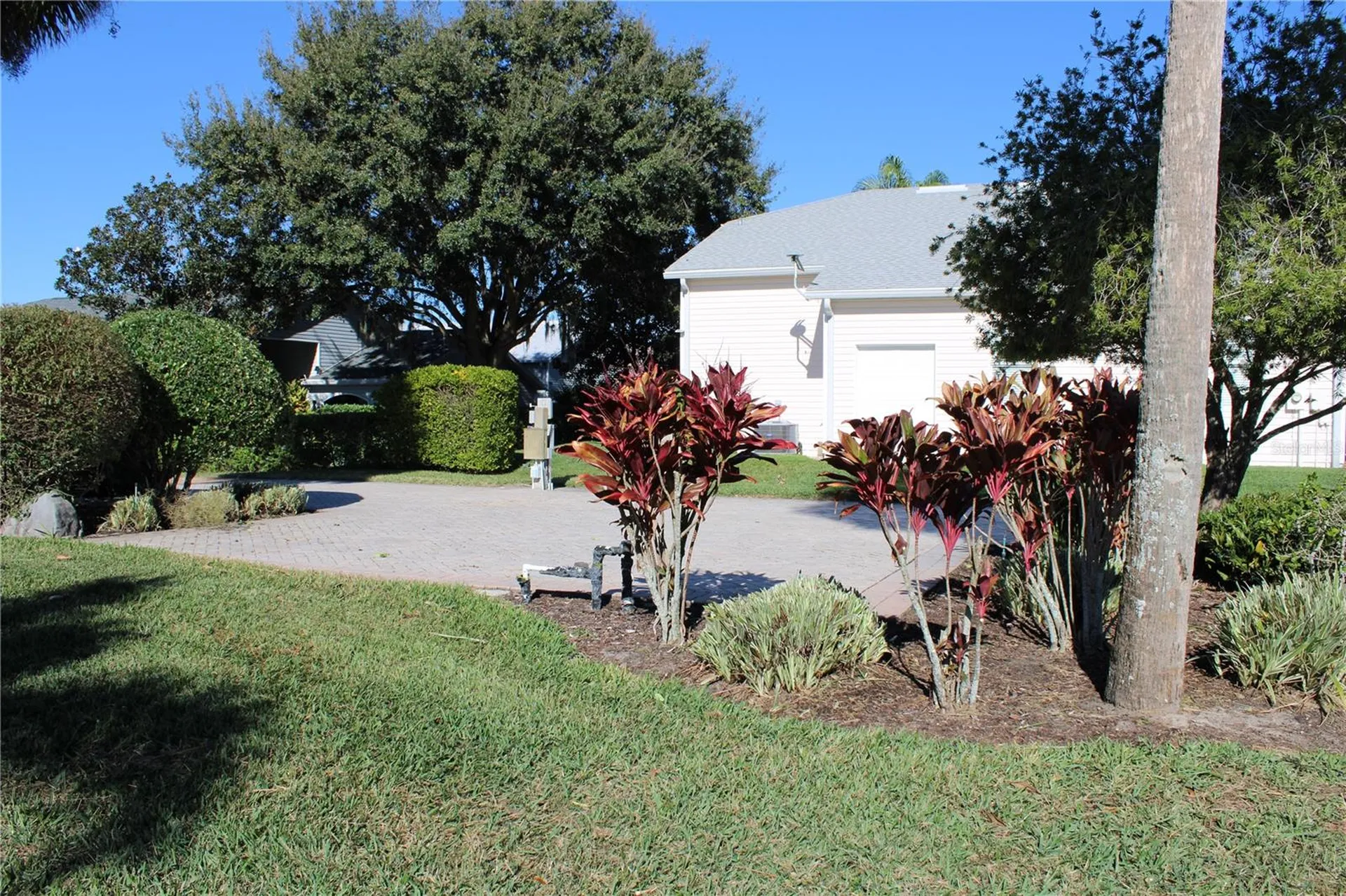 352 Travelers Drive Polk City FL 33868