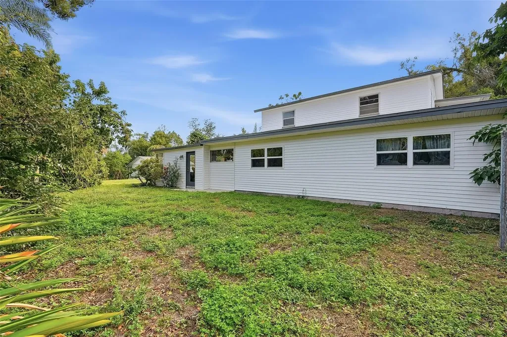 2814 W Humphrey Street Tampa FL 33614