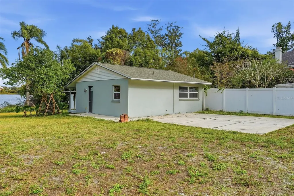 2814 W Humphrey Street Tampa FL 33614