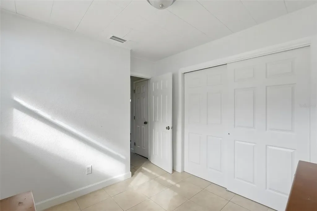 2814 W Humphrey Street Tampa FL 33614