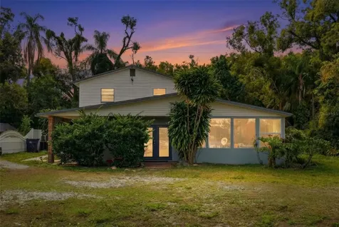 2814 W Humphrey Street Tampa FL 33614