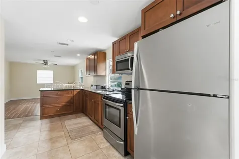 2814 W Humphrey Street Tampa FL 33614