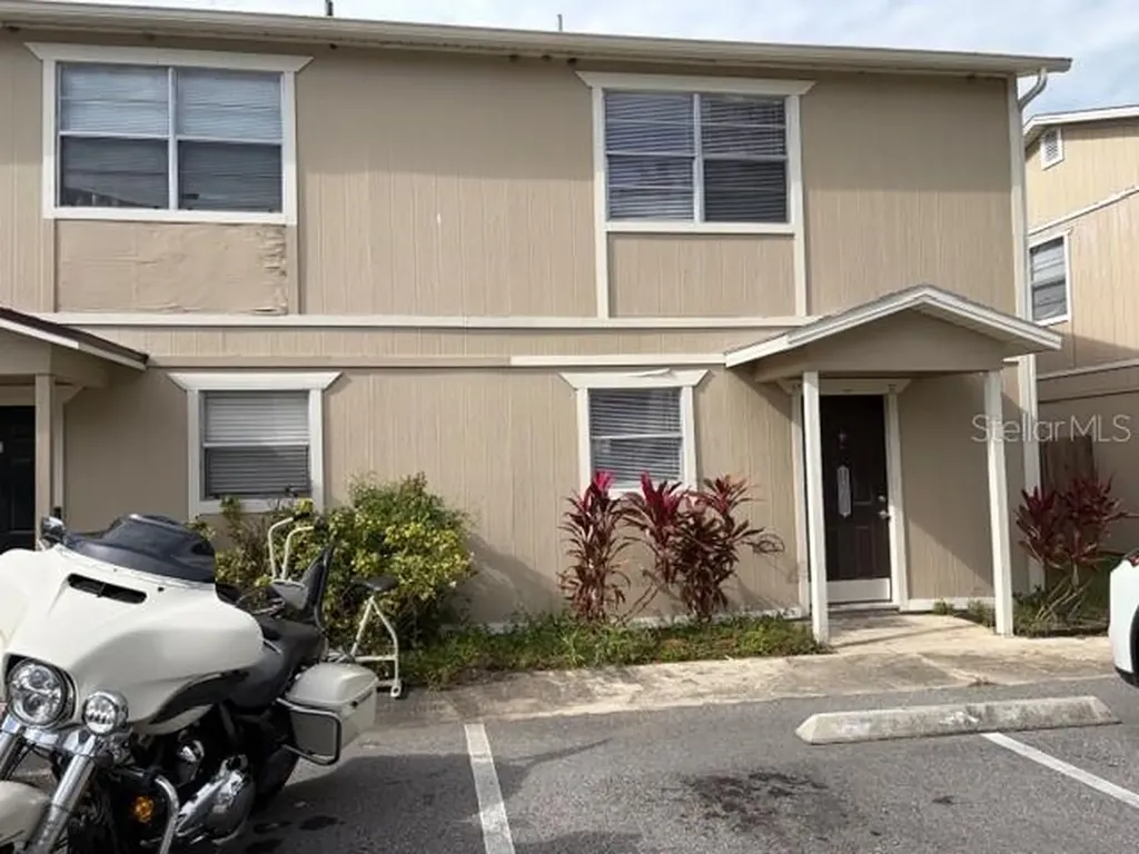 140 Douglas Road W Oldsmar FL 34677