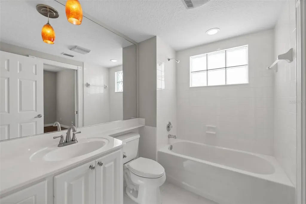 7665 Bergamo Avenue Sarasota FL 34238