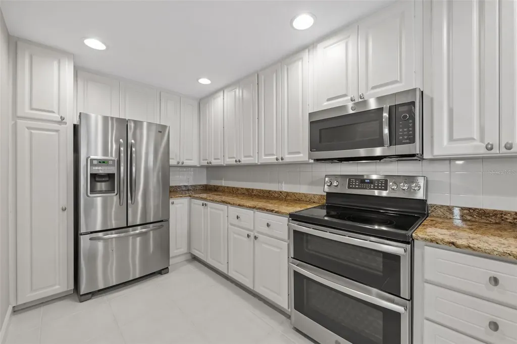 7665 Bergamo Avenue Sarasota FL 34238
