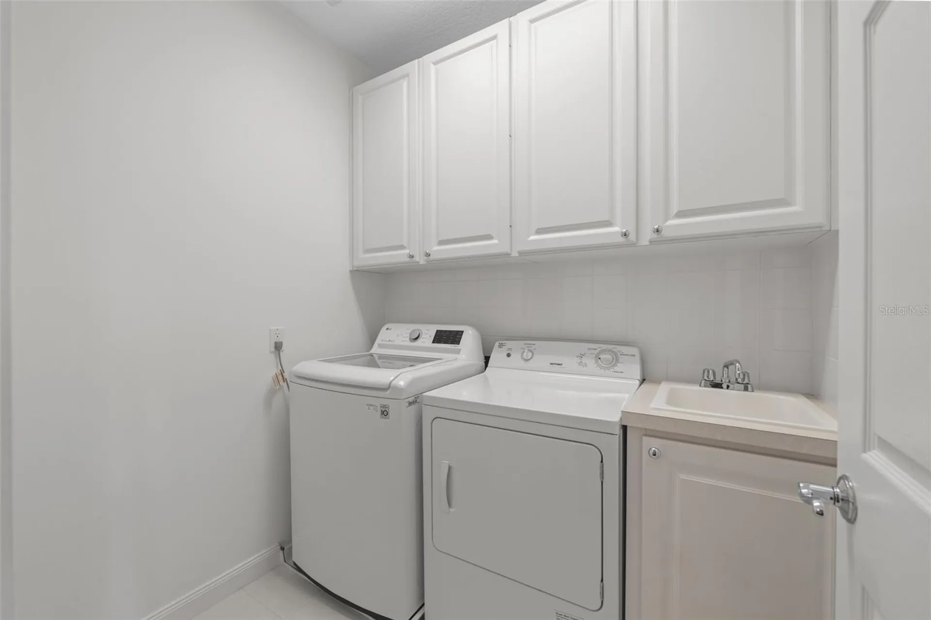 7665 Bergamo Avenue Sarasota FL 34238