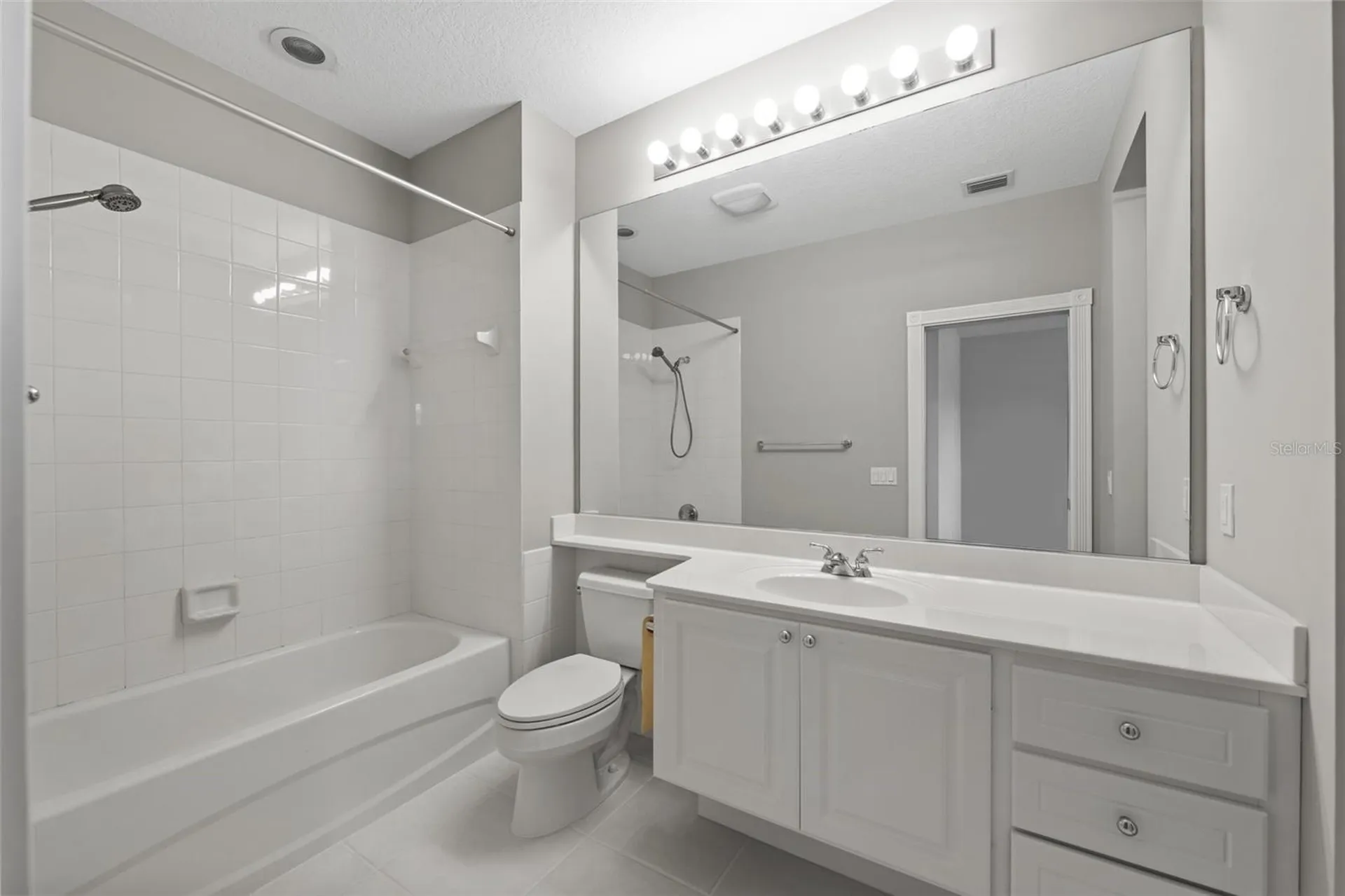7665 Bergamo Avenue Sarasota FL 34238