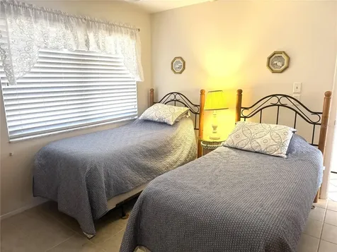 2571 Riverbluff Parkway Sarasota FL 34231