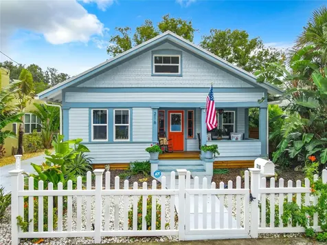 216 Murray Street New Smyrna Beach FL 32168