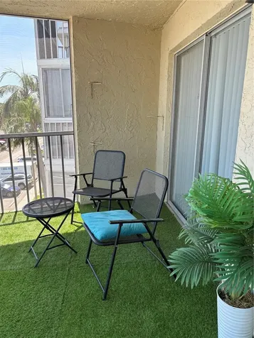 4904 38th Way S St Petersburg FL 33711