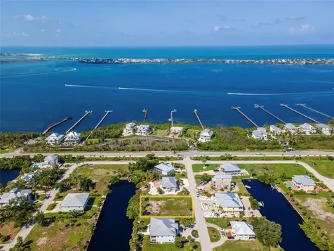 13084 Via Cassia Placida FL 33946
