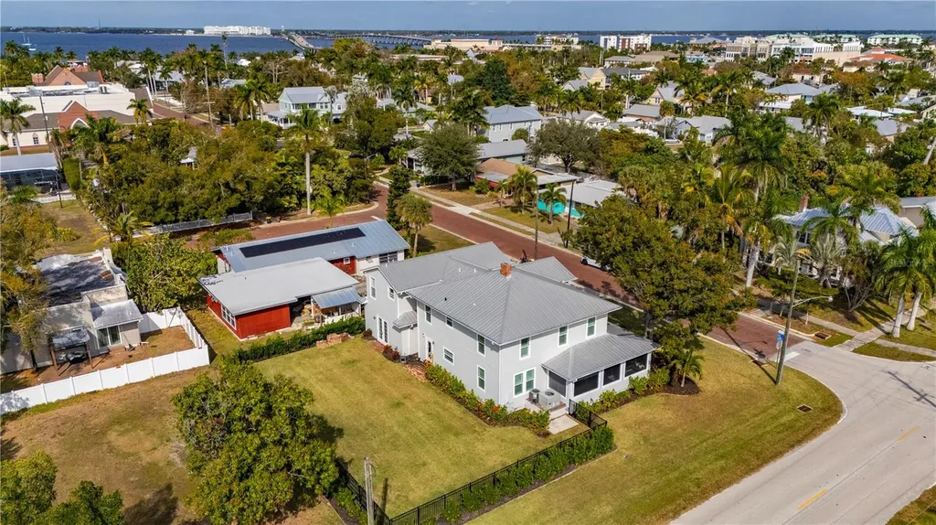 359 Gill Street Punta Gorda FL 33950