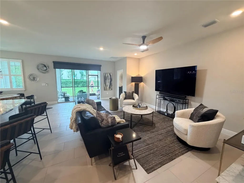 17715 Cantarina Cove Lakewood Ranch FL 34211