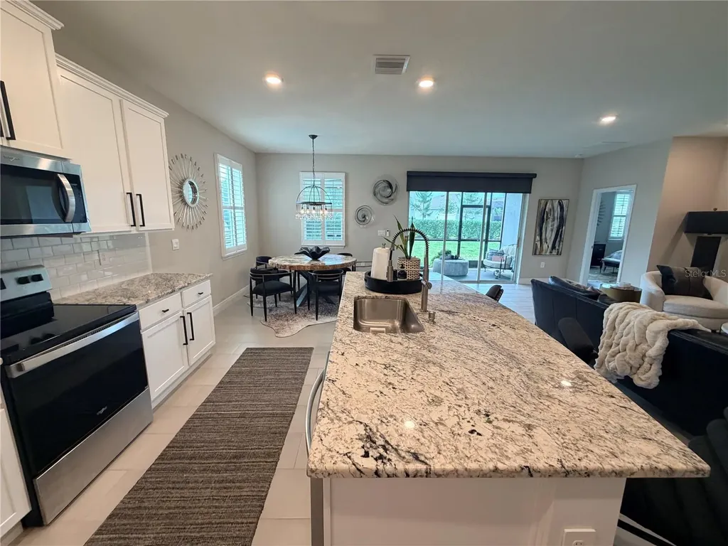 17715 Cantarina Cove Lakewood Ranch FL 34211