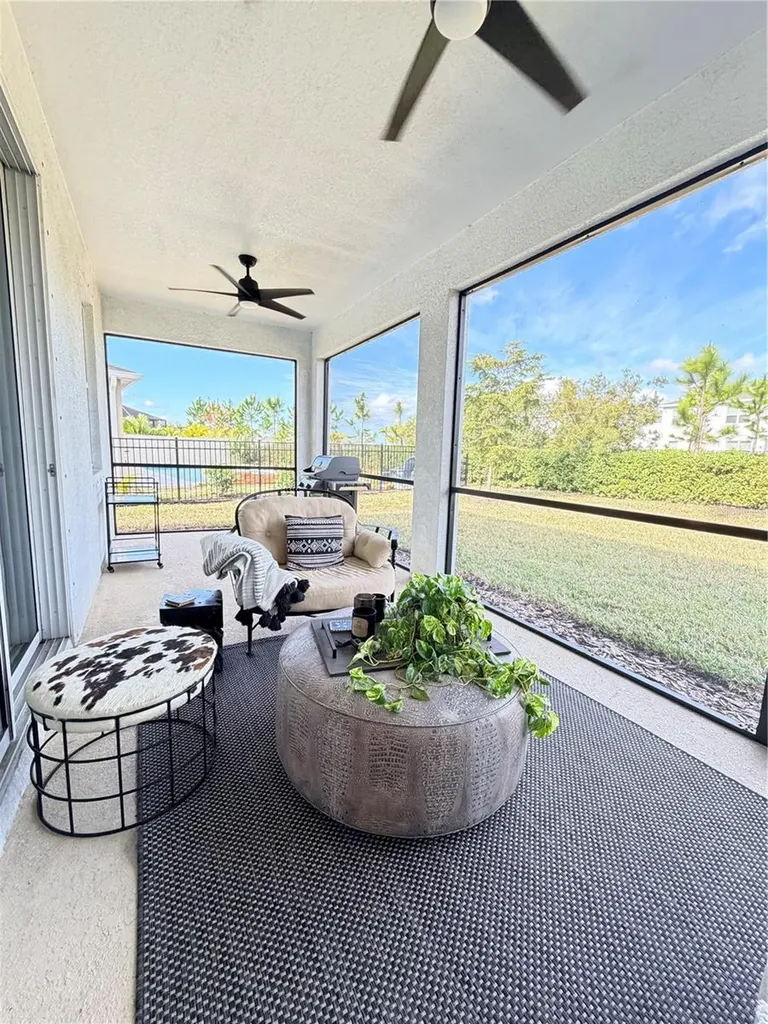 17715 Cantarina Cove Lakewood Ranch FL 34211