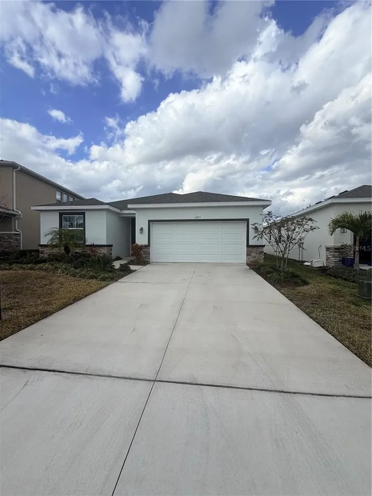 17715 Cantarina Cove Lakewood Ranch FL 34211