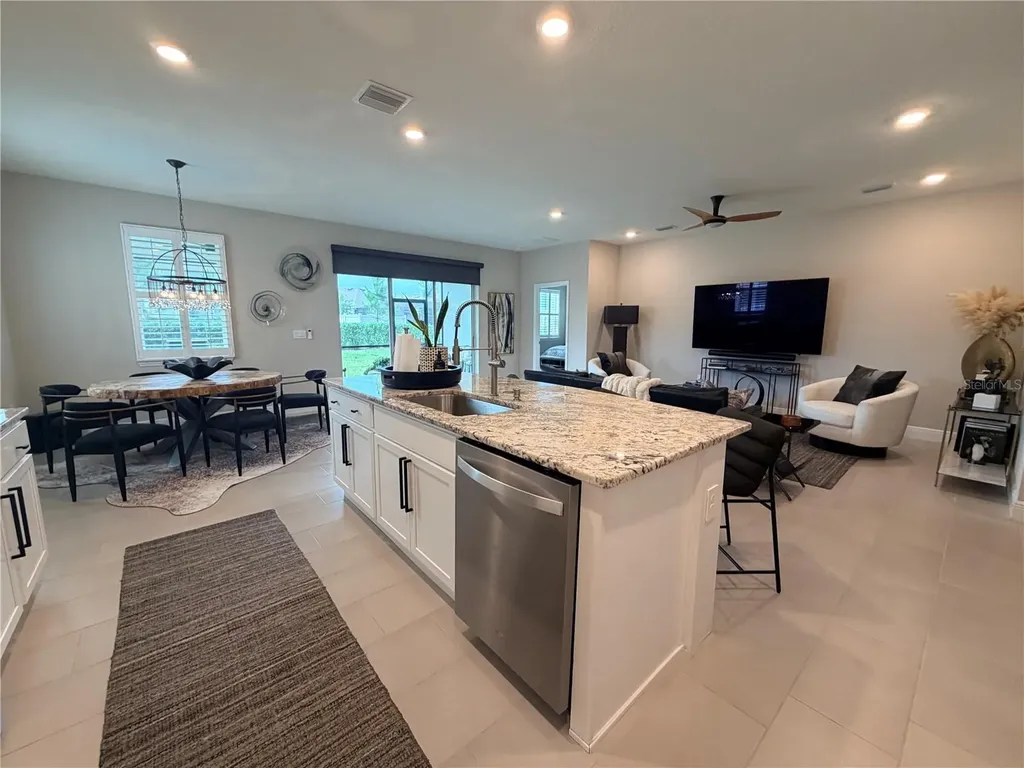 17715 Cantarina Cove Lakewood Ranch FL 34211