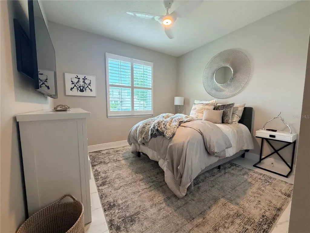 17715 Cantarina Cove Lakewood Ranch FL 34211