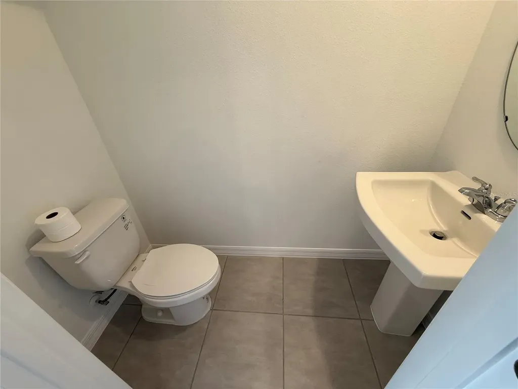 2996 Skyline Loop Kissimmee FL 34758