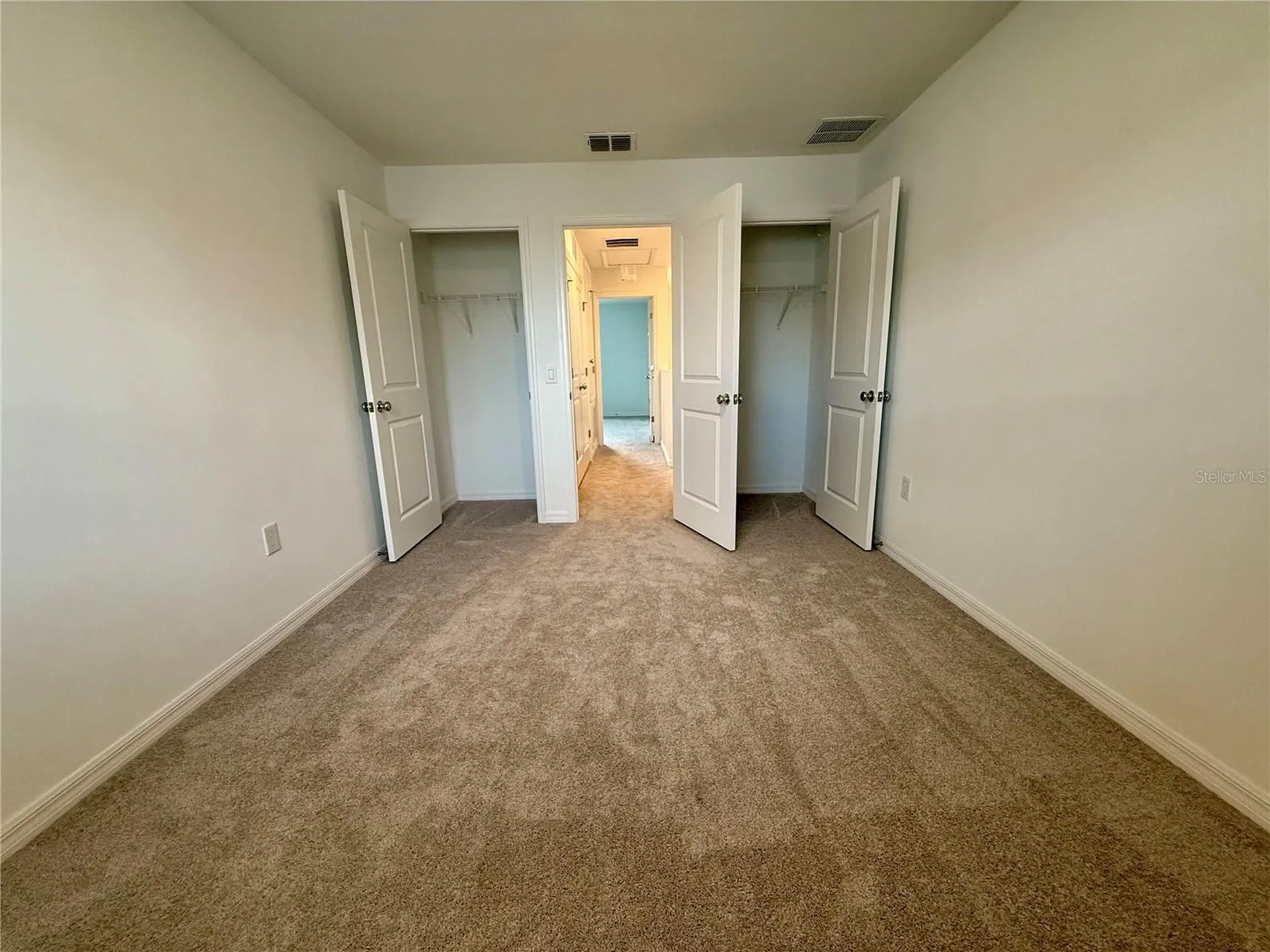 2996 Skyline Loop Kissimmee FL 34758
