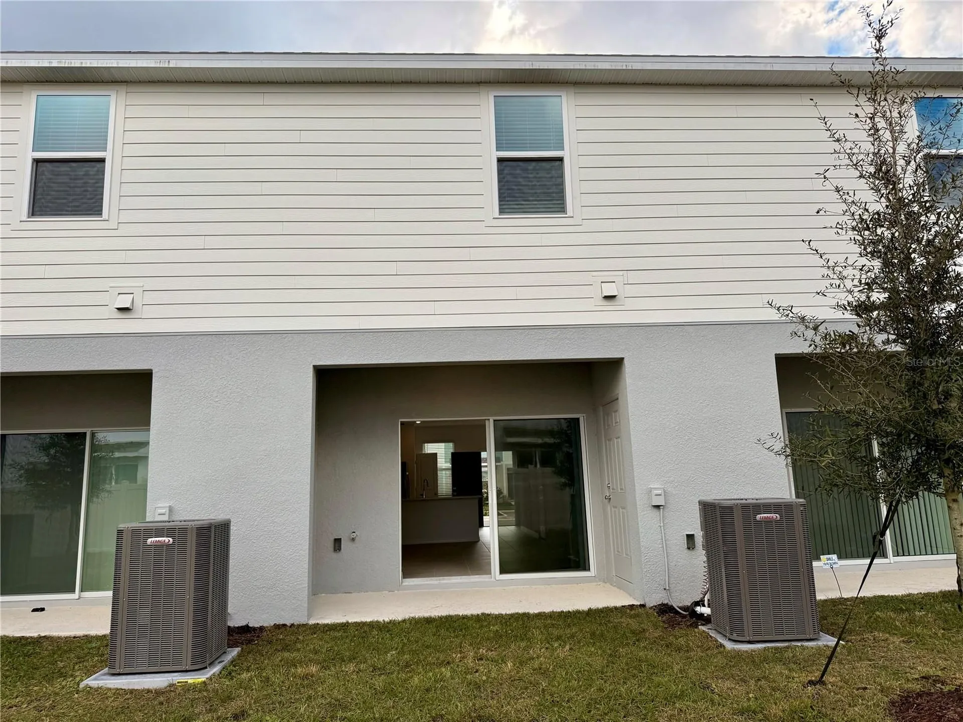 2996 Skyline Loop Kissimmee FL 34758