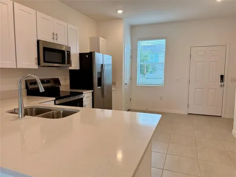 2996 Skyline Loop Kissimmee FL 34758