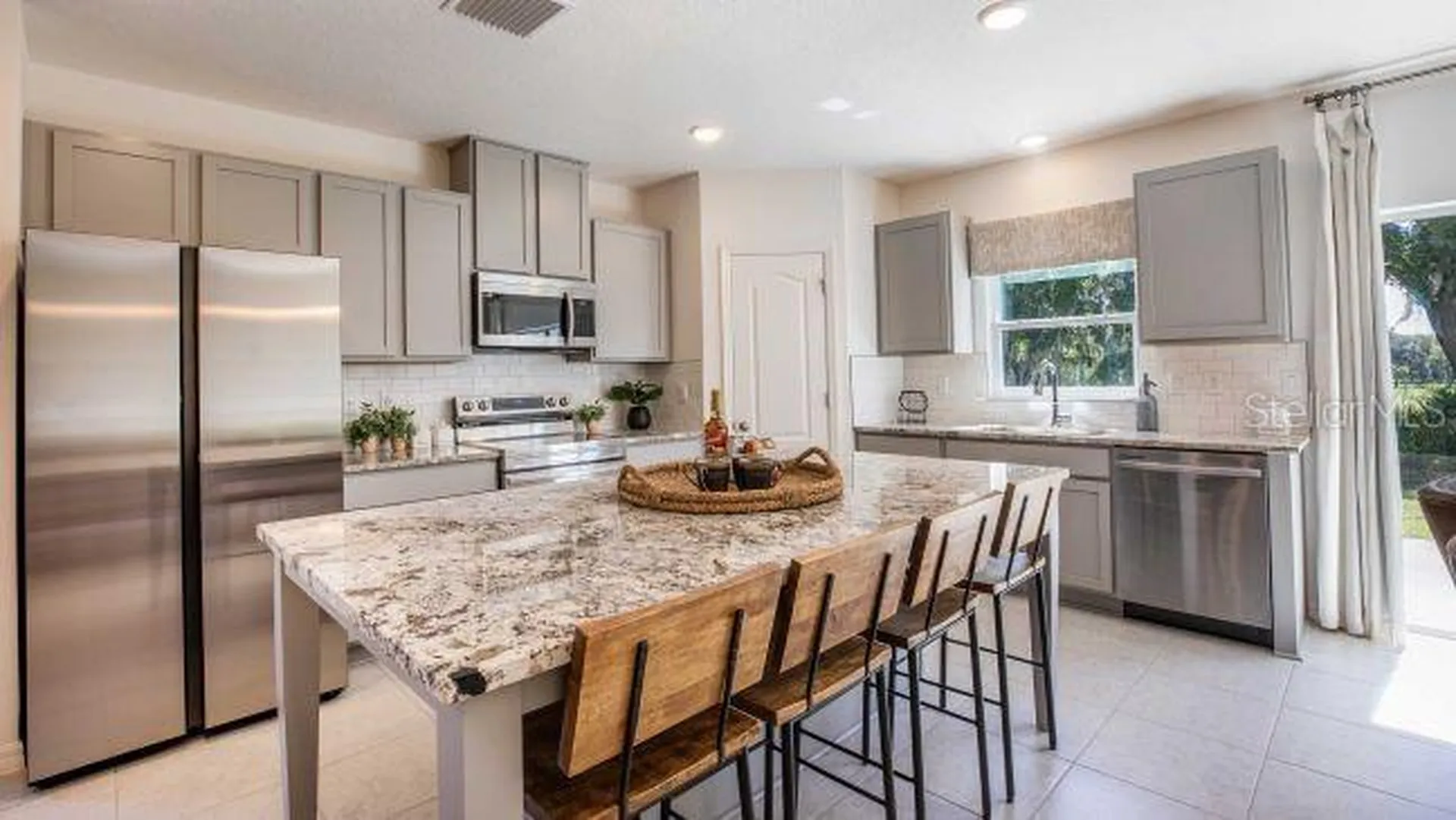 3592 Summit View Way Lakeland FL 33803