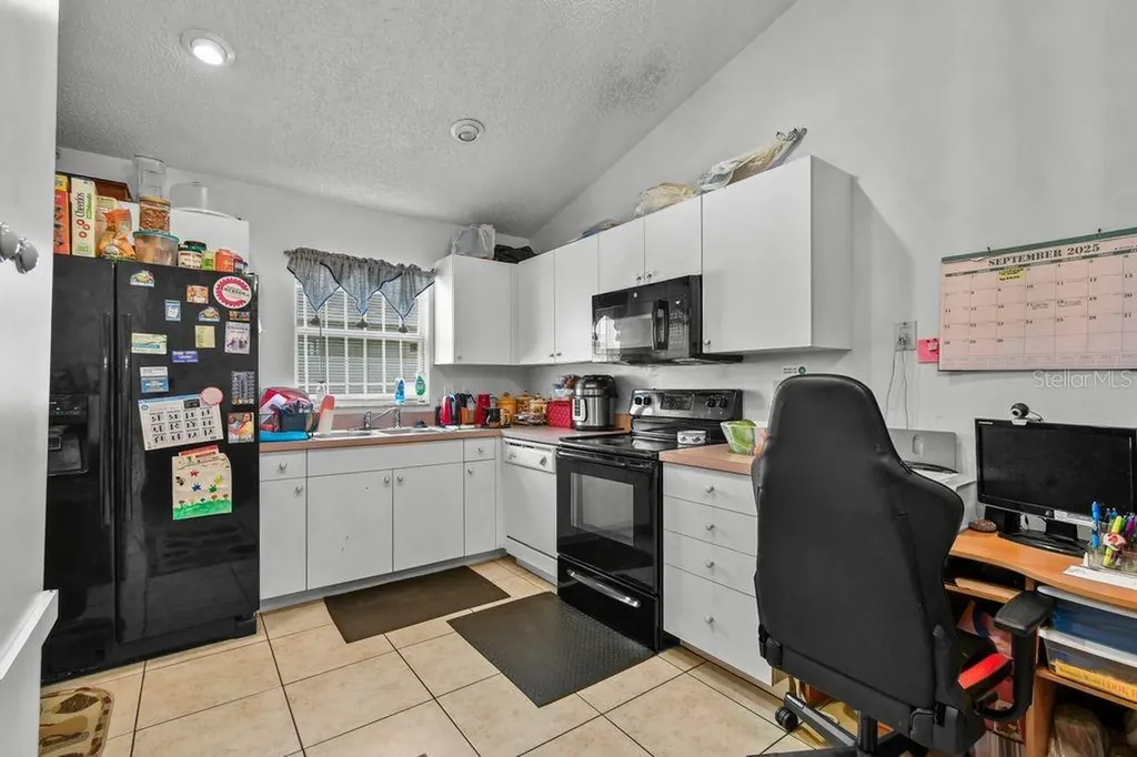 1125 40th Street S St Petersburg FL 33711