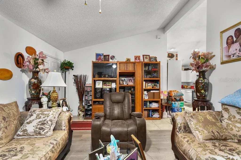 1125 40th Street S St Petersburg FL 33711