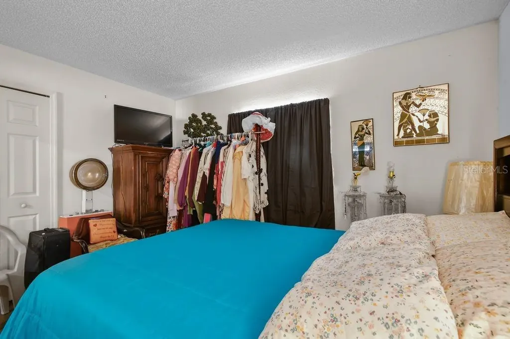 1125 40th Street S St Petersburg FL 33711