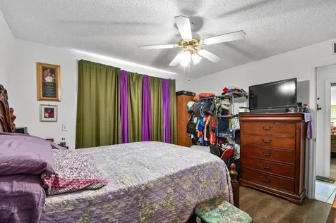 1125 40th Street S St Petersburg FL 33711