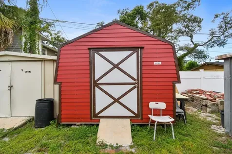 1125 40th Street S St Petersburg FL 33711