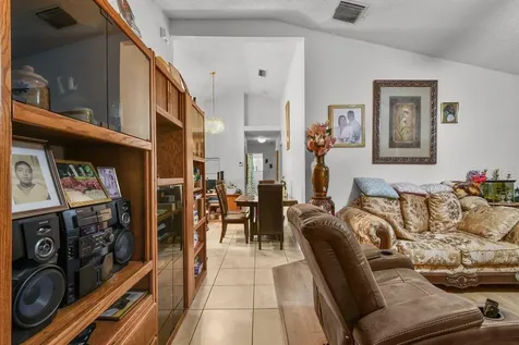 1125 40th Street S St Petersburg FL 33711