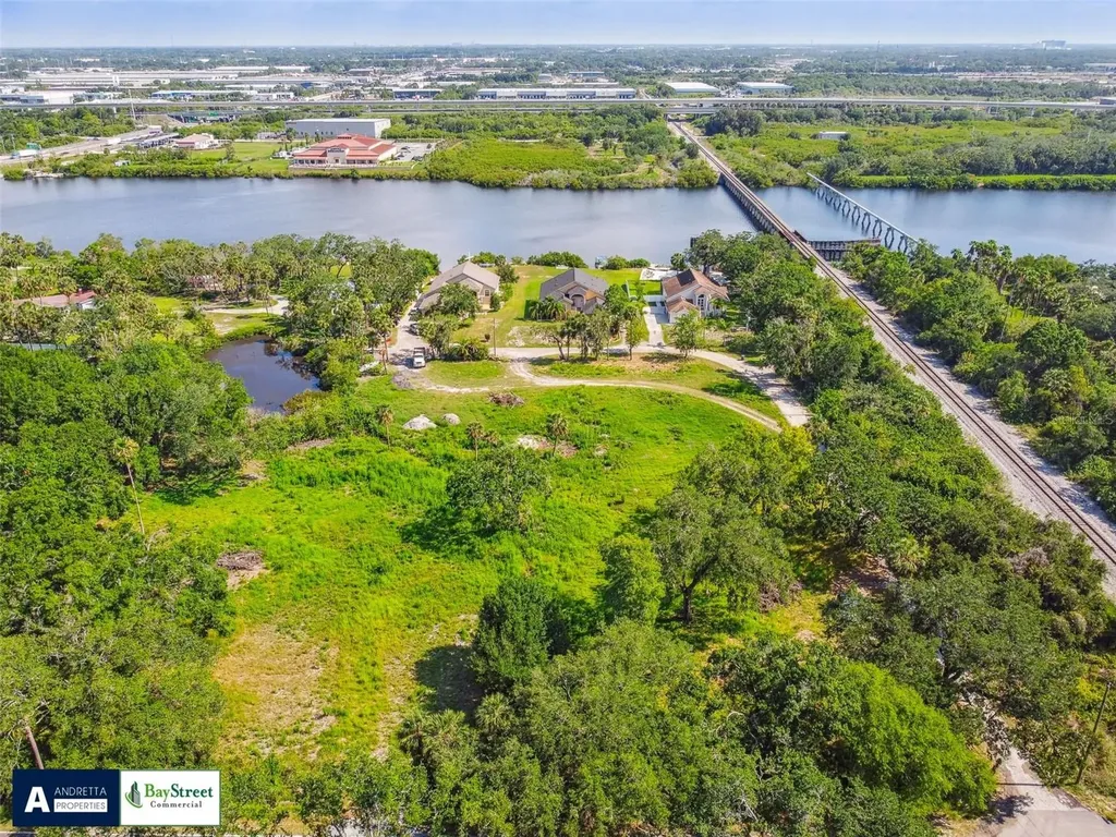 5116 Palm River Road Tampa FL 33619