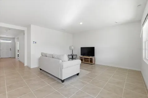 3669 Rory Oak Circle Apopka FL 32703