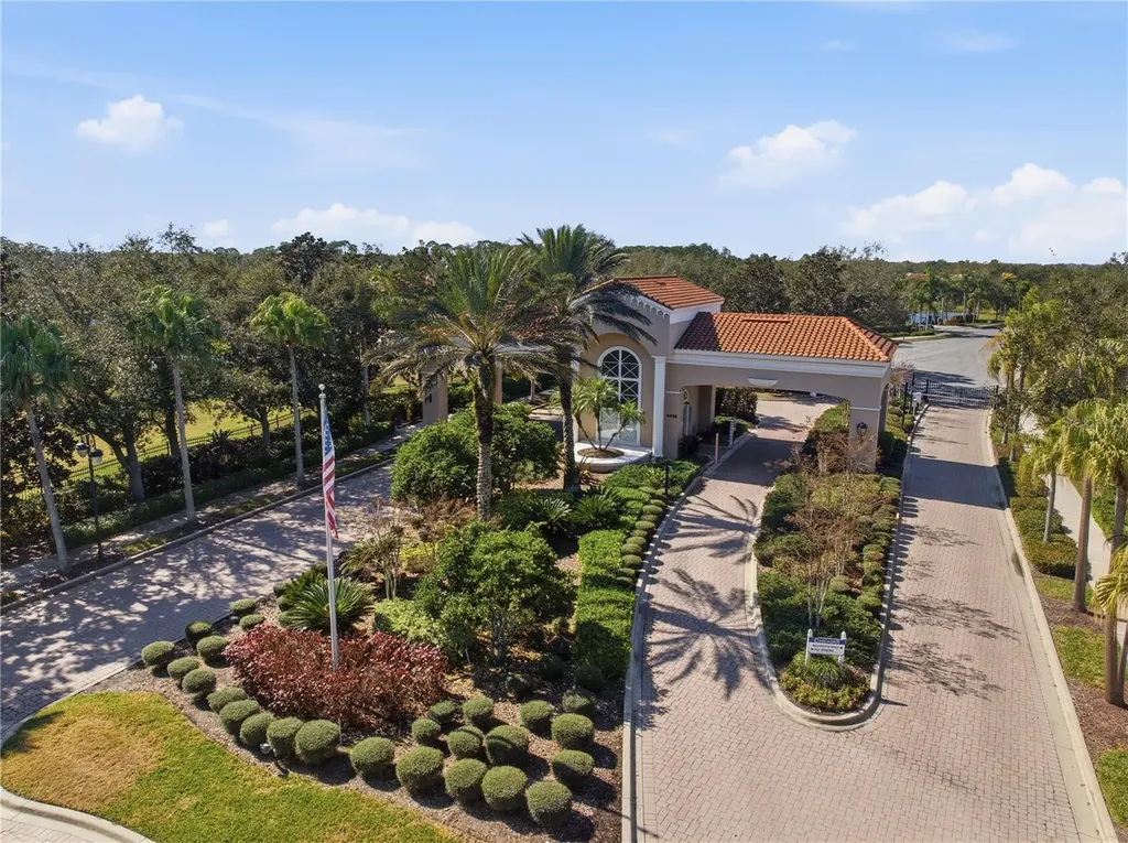 6507 41st Court E Sarasota FL 34243
