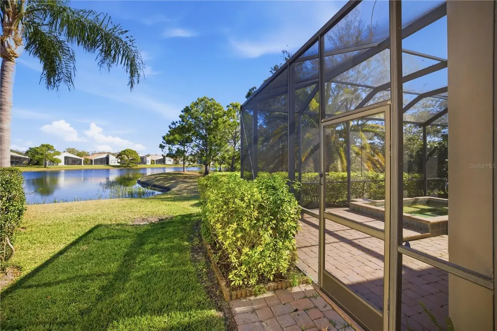 6507 41st Court E Sarasota FL 34243