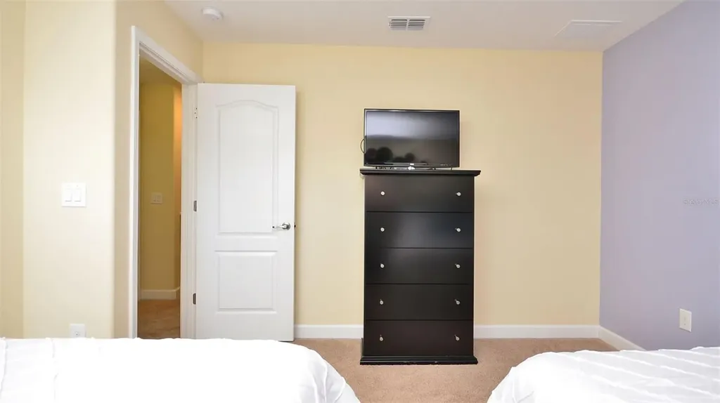 1424 Rolling Fairway Drive Davenport FL 33896
