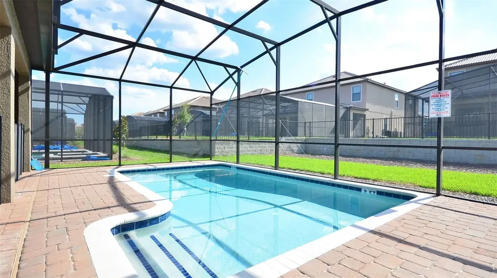 1424 Rolling Fairway Drive Davenport FL 33896