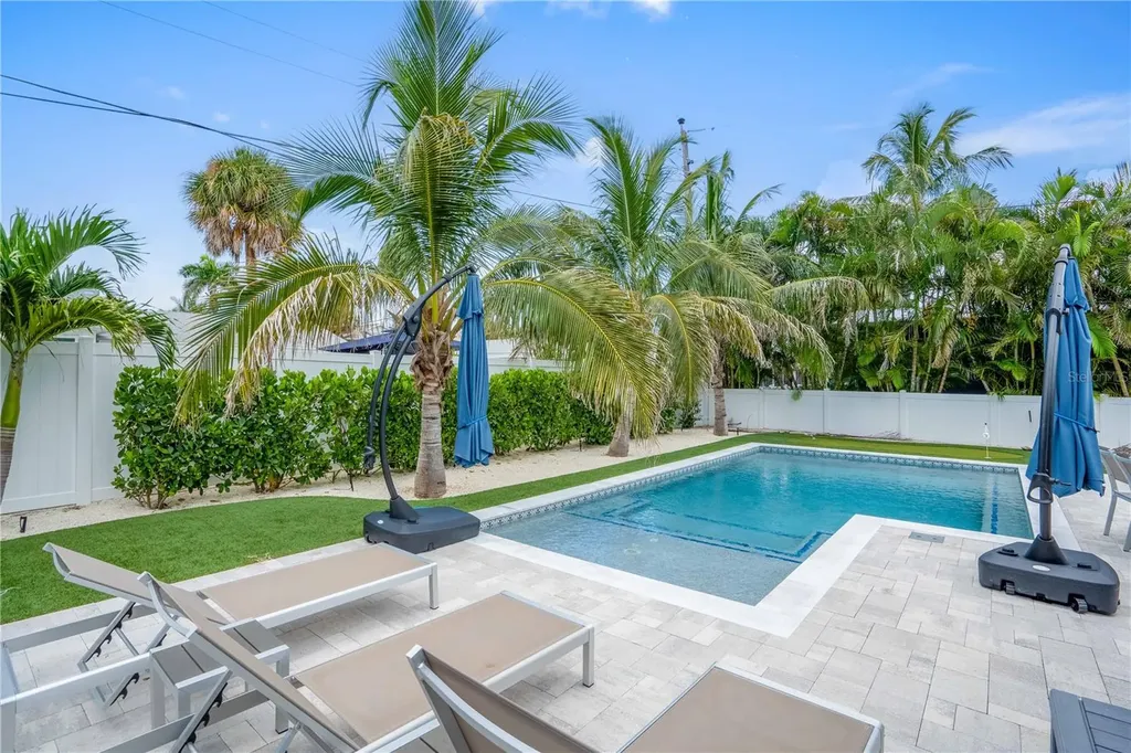 306 66th Street Holmes Beach FL 34217