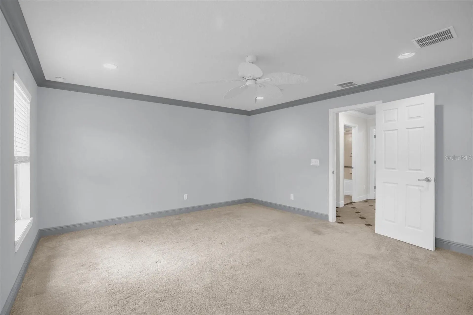 22048 Belgian Court Mount Dora FL 32757