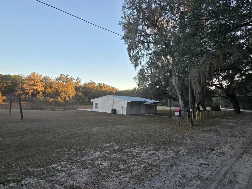 SW 136th Court Road Dunnellon FL 34432