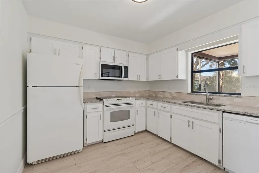 7337 Cambridge Way Clearwater FL 33764