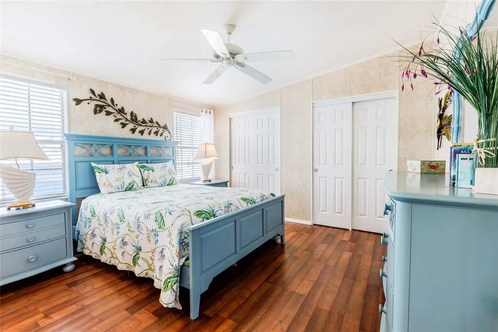 2100 Kings Highway Port Charlotte FL 33980