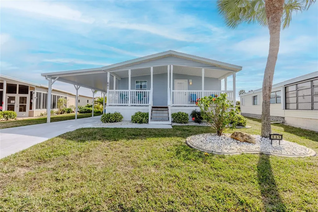 2100 Kings Highway Port Charlotte FL 33980