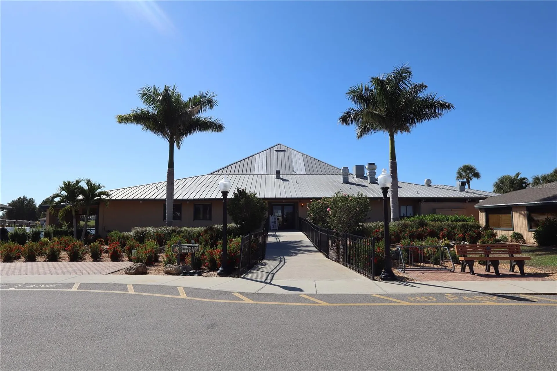 2100 Kings Highway Port Charlotte FL 33980