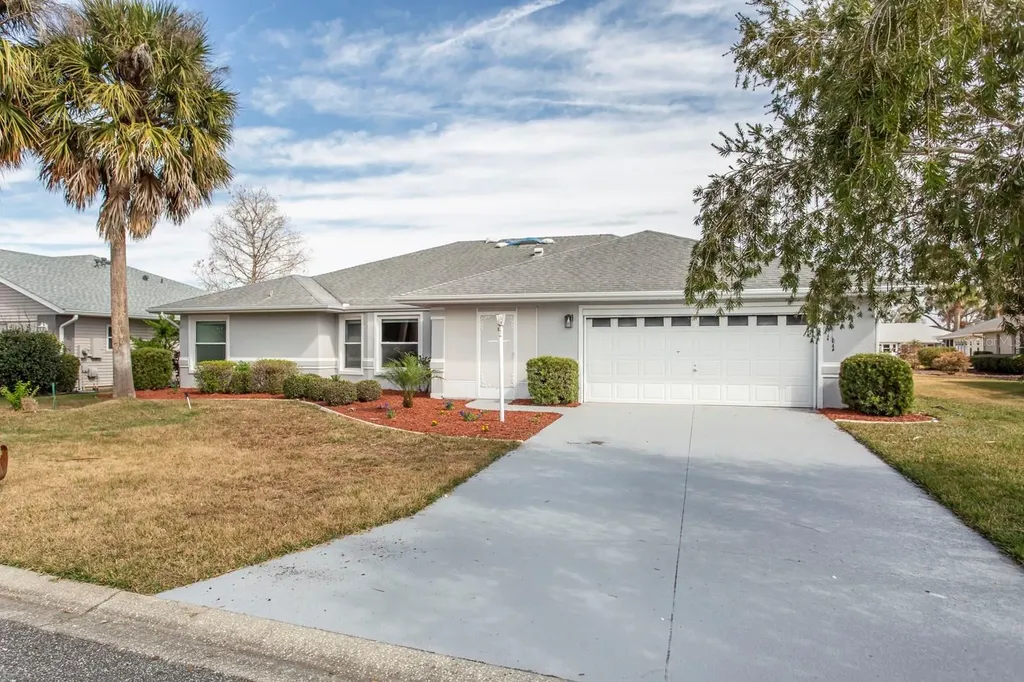 5405 Queen Victoria Drive Leesburg FL 34748