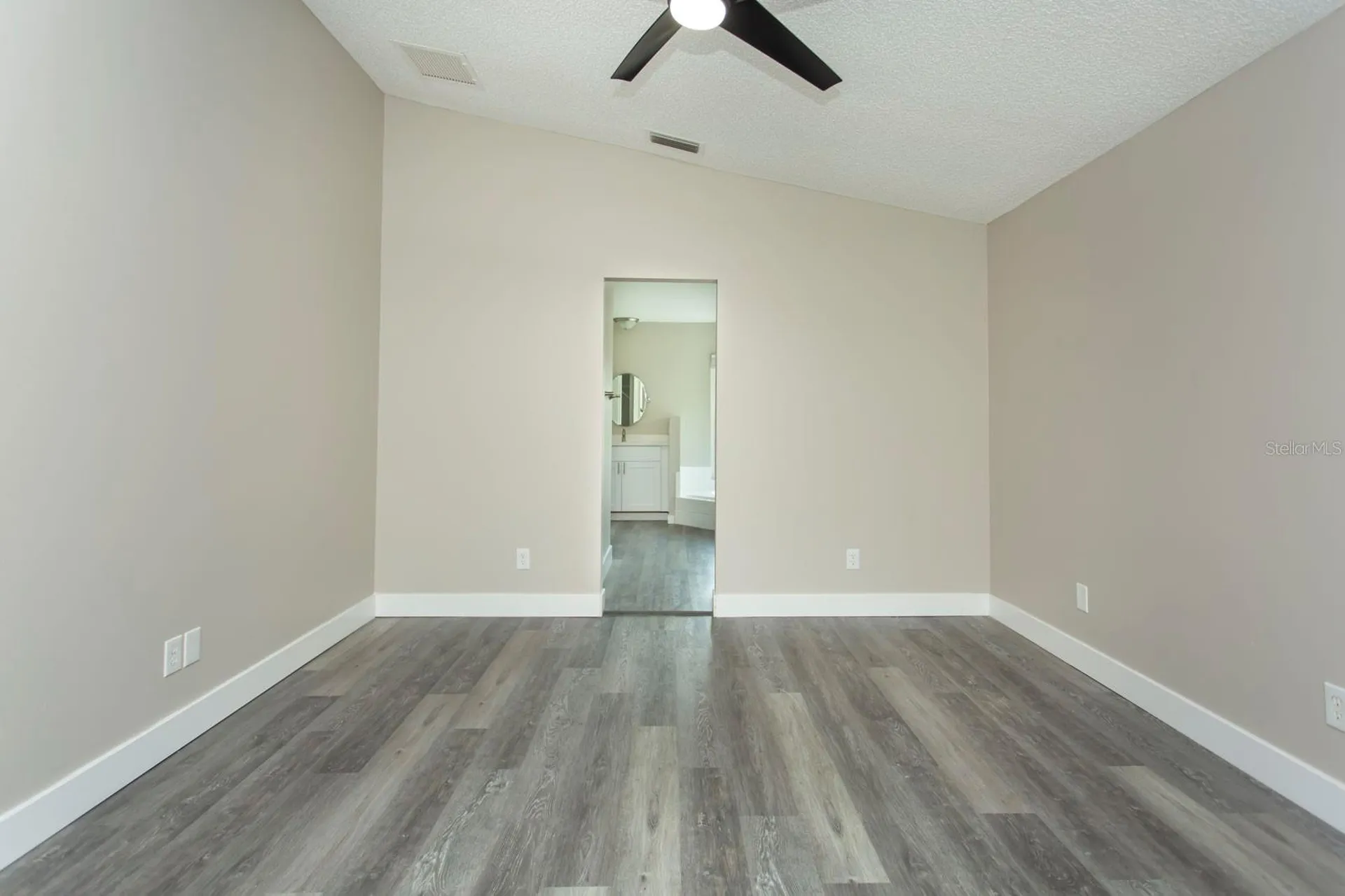 5405 Queen Victoria Drive Leesburg FL 34748