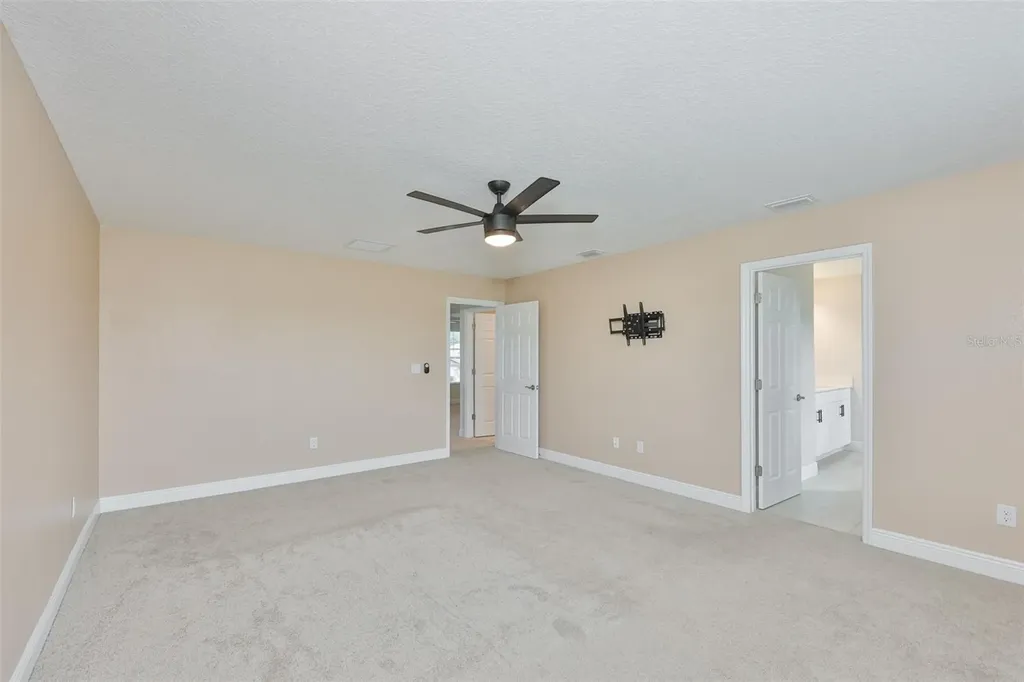14661 Horse Trot Road Lithia FL 33547